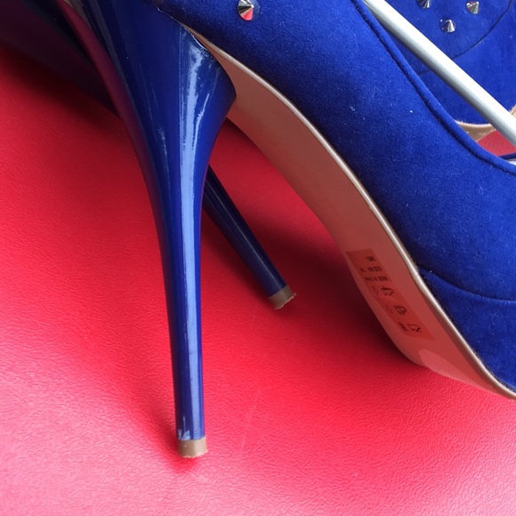 Blue with Spikes heels 5 1/2 with 1 inch platform - Picture 6 of 6